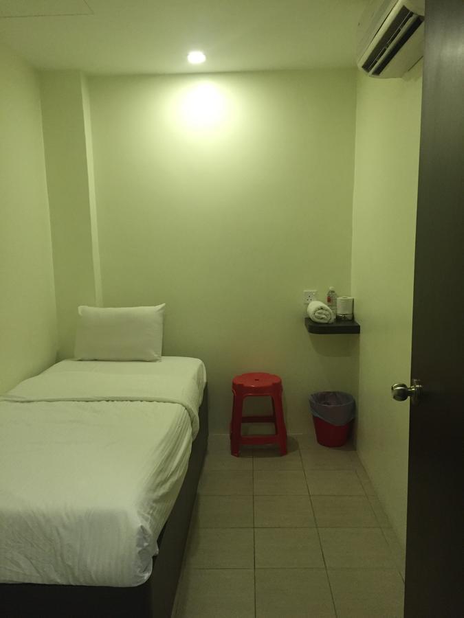 Desa House Hotel كيبونغ المظهر الخارجي الصورة